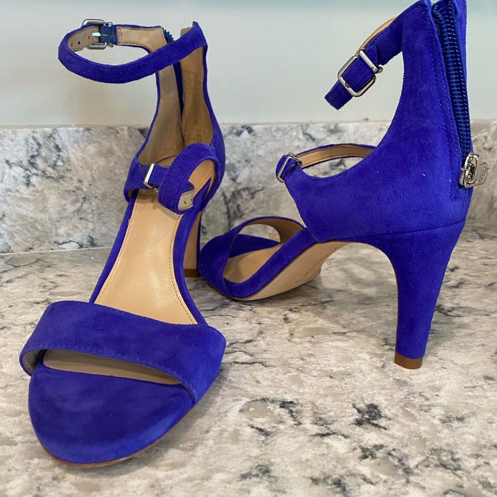 Antonio Melani Baldtyn strapped heels in cabana blue size 8.5